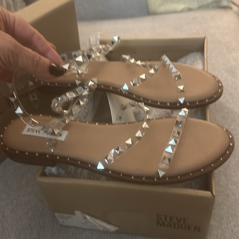 ✅NIB Steve Madden Clear Silver  clear studded  super pretty wrap around Sandals9